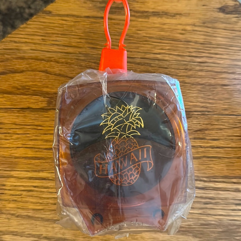 Vintage HAWAII 4 Coaster Set Brown Acrylic Plastic Holder Gold Pineapple NEW